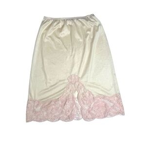 Vintage Emilio Pucci for Formfit Rogers Pink nylon half slip with signature lace